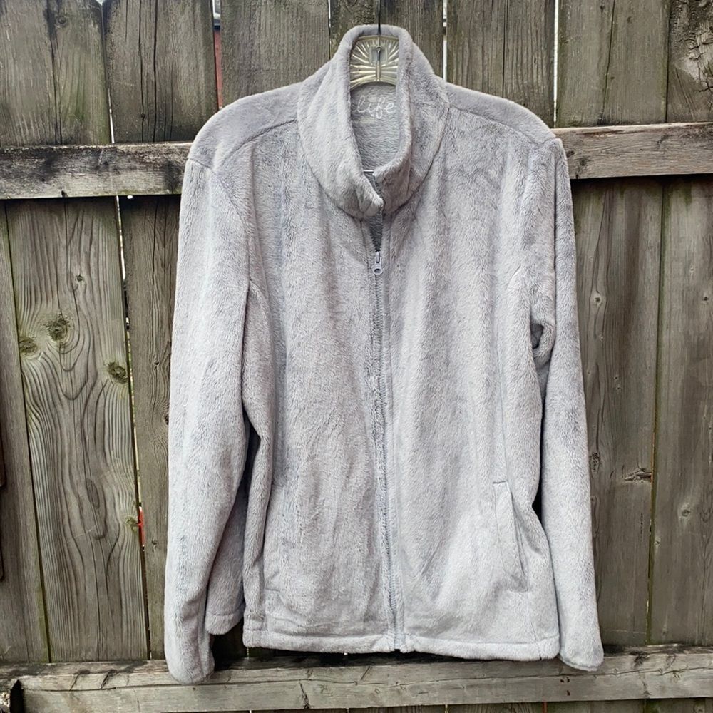 Made for Life fleece zip up sweatshirt sz. XL